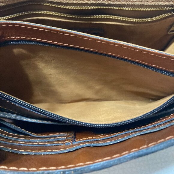 EUC Patricia Nash Leather Crackled Rose Wristlet/Clutch - Picture 14 of 14